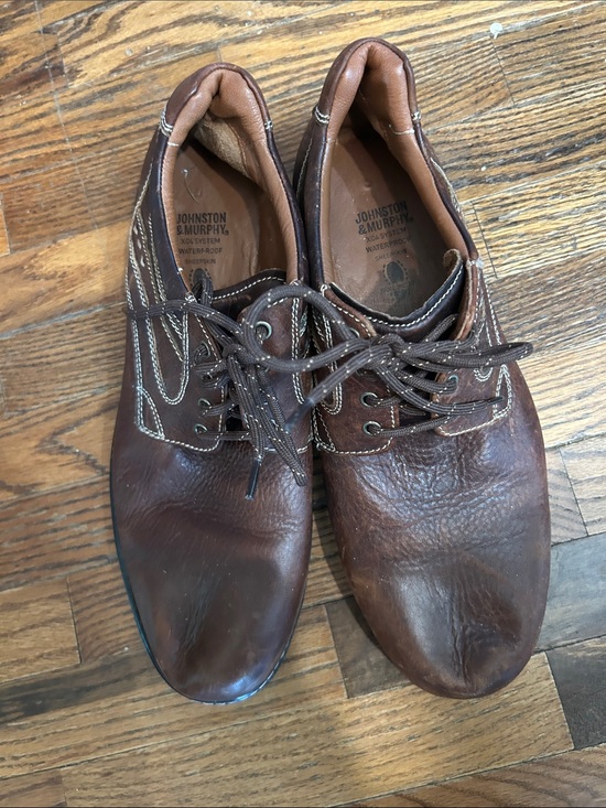 Johnston & Murphy Dark Brown Leather Lace-Up Oxfords with Contrast Stitching